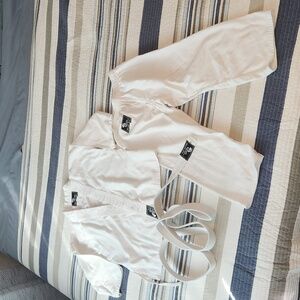 Hawk Karate Gi Size 0